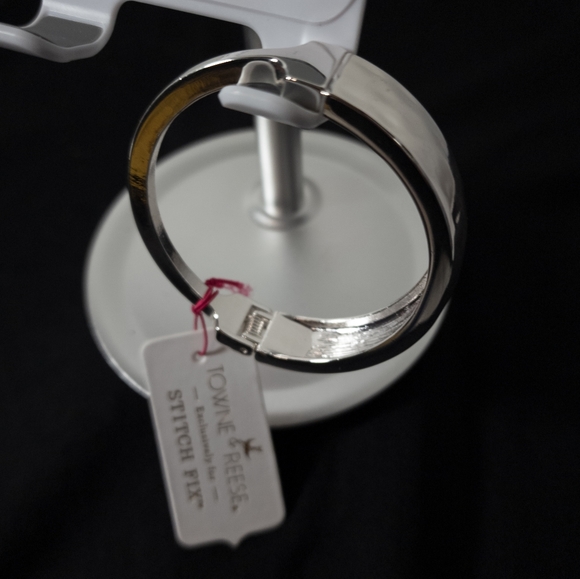 Towne & Reese Kronos Hinged Cuff - Picture 8 of 8